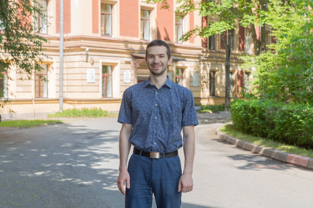 Николай Ушаков: «Образцовый специалист должен стремиться знать всё»