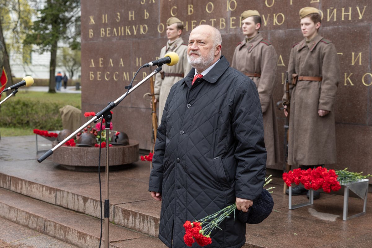 Депутат Законодательного собрания Санкт-Петербурга Михаил Амосов