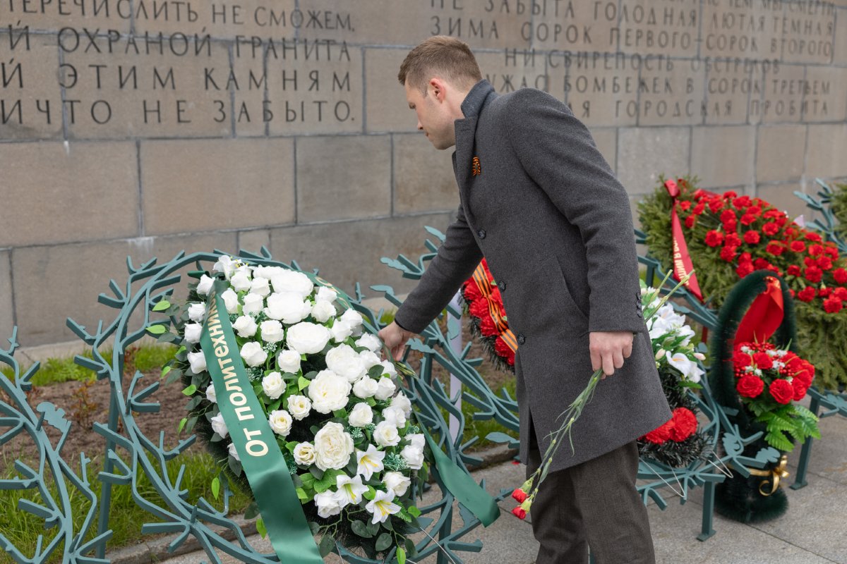 Политех присоединился к акции памяти на Пискарёвском мемориале