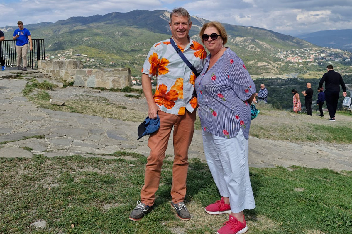 Владимир Николаевич с женой в Грузии